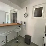 Apartmani Grebastica *