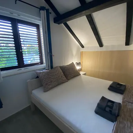 Apartman Apartmani Grebastica Grebastica