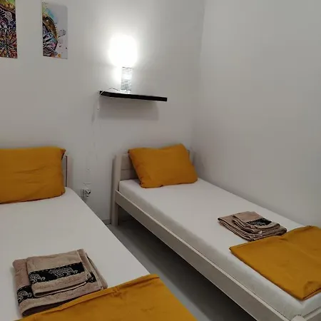 Apartment Apartmani Grebastica