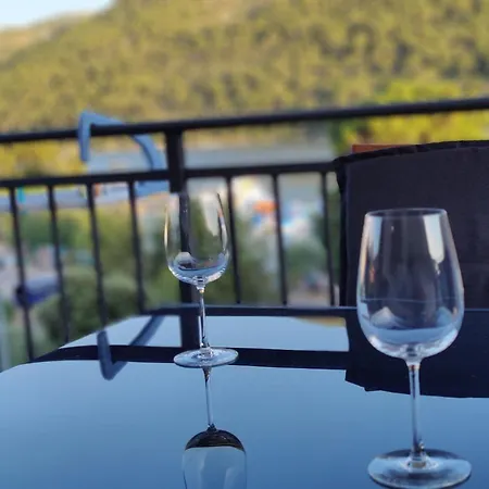Apartman Apartmani Grebastica *
