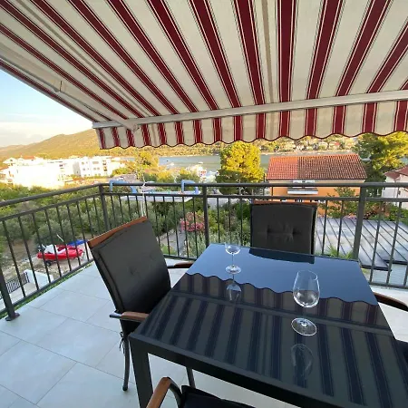 Apartmani Grebastica Apartment Grebastica