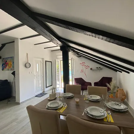 Apartmani Grebastica * Grebaštica