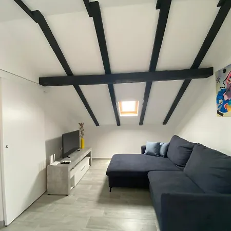Dumo Apartments Grebastica *