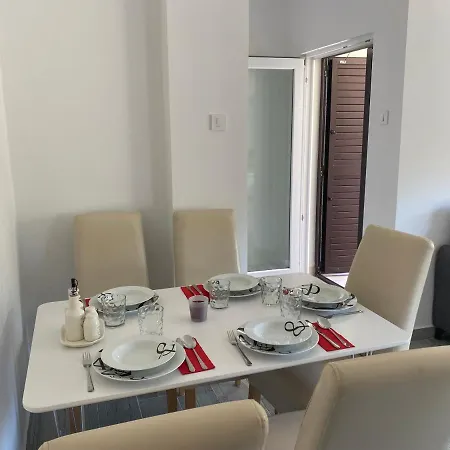 Apartmani Grebastica * Grebaštica