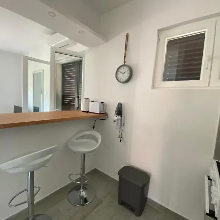 Dumo Apartments Grebastica *