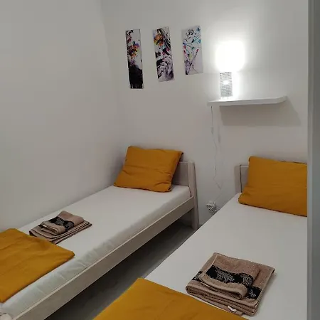 Apartmani Grebastica Apartment *