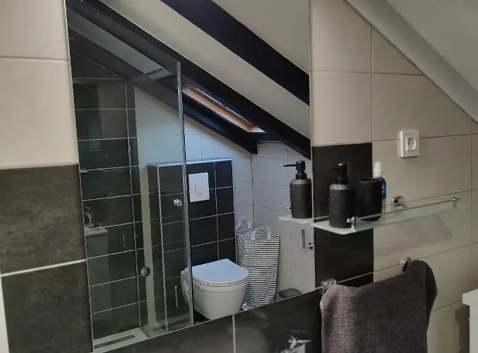 Apartmani Grebastica