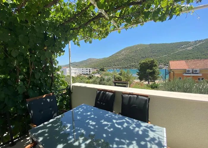 Apartmani Grebastica 아파트 Grebaštica