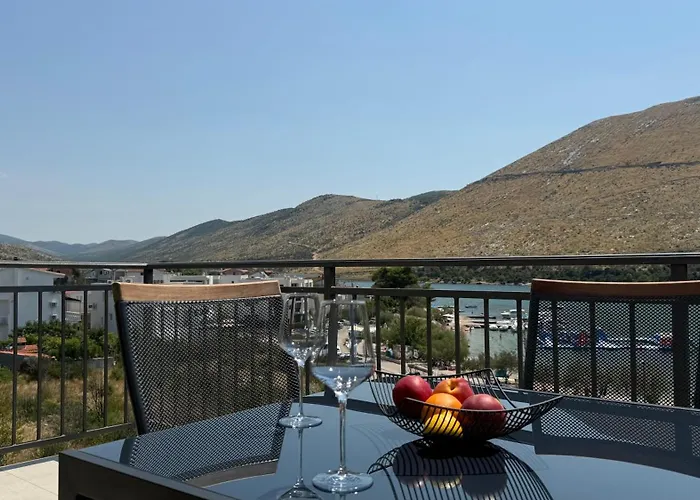 아파트 Apartmani Grebastica *