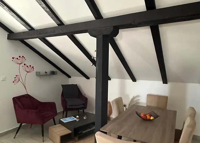 아파트 Apartmani Grebastica Grebaštica