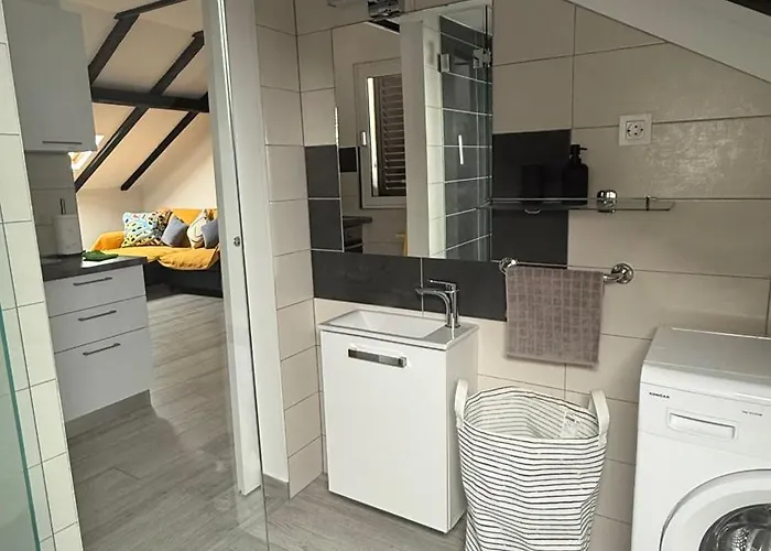 아파트 Apartmani Grebastica Grebaštica