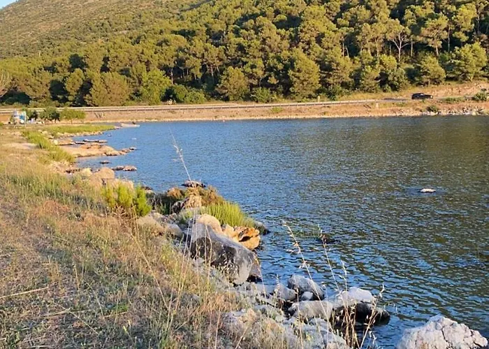 아파트 Apartmani Grebastica *